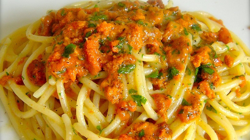 Sicilia spaghetti con i ricci